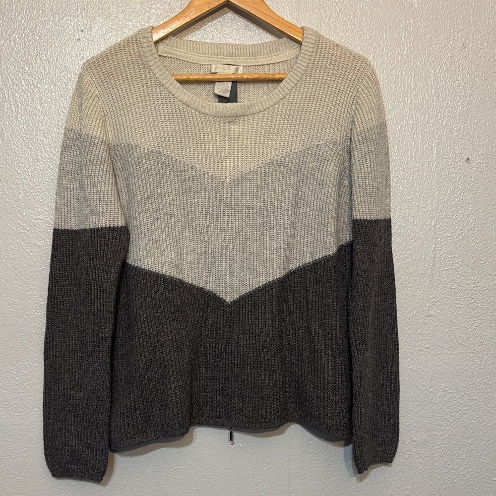Design History Carrie Chevron Colorblock Back Zip Knit Sweater Gray White Large